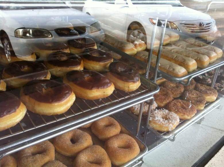 Scotty's Donuts - Visalia, CA