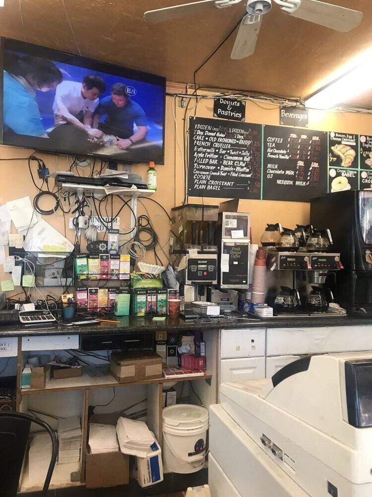 Andy's Donut Stop - Richmond, CA