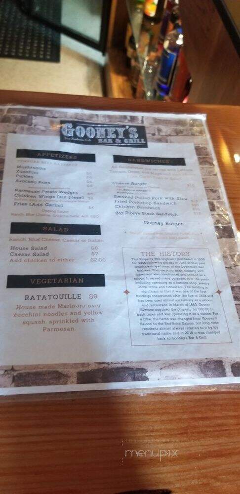 Gooney's Bar & Grill - San Andreas, CA