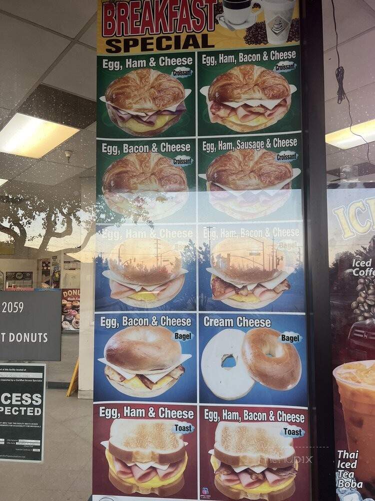 Giant Donuts - Oakley, CA